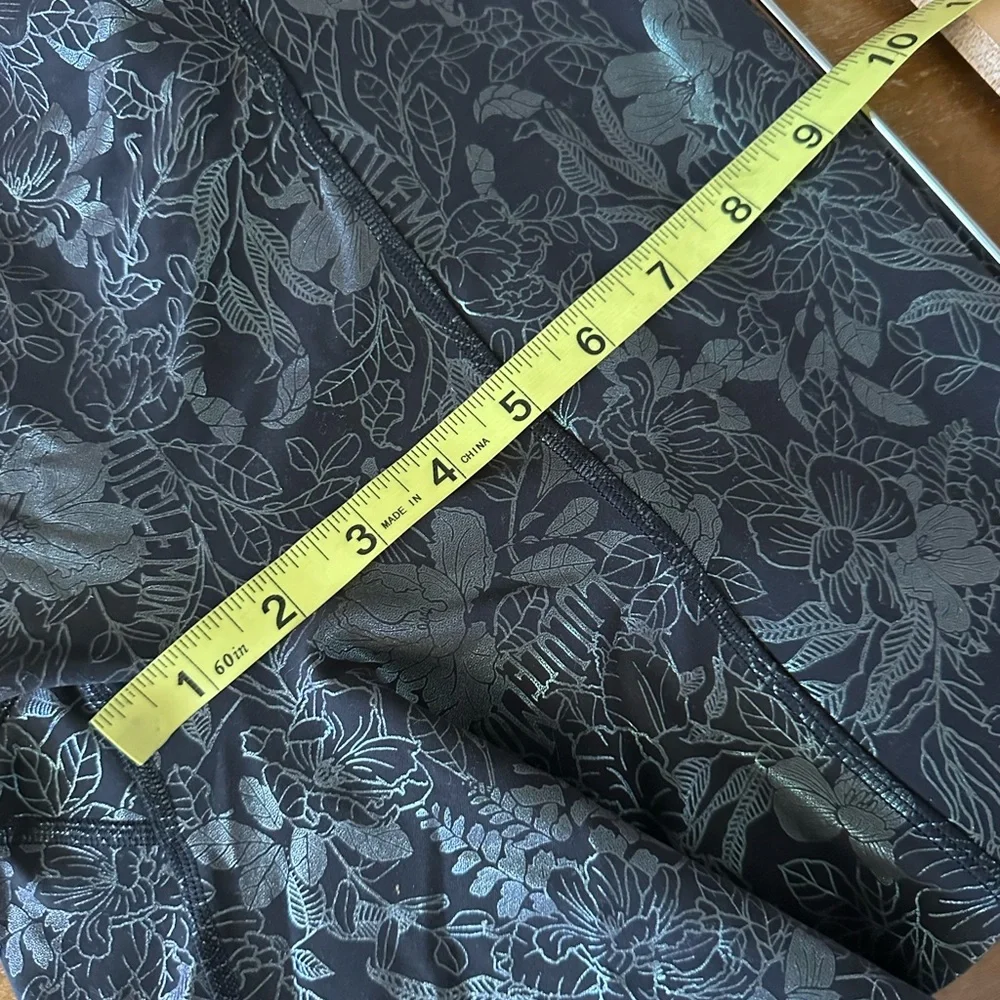 Lululemon Wunder Under High-Rise Tight‎ Logo Flourish Black Iridescent Foil sz 8